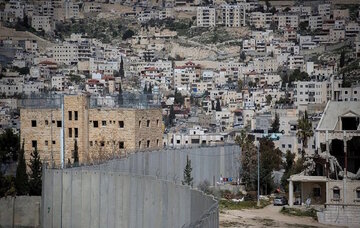 পুরো ফিলিস্তিনকেই ধাপে ধাপে নিজেদের মানচিত্রে জুড়ে নিচ্ছে ইসরায়েল।