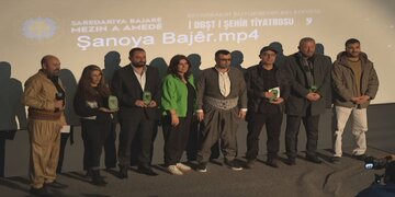 Li Amedê xelatên şanoyê hatin dayîn: Keleha Dimdimê bû yekem Kaynak: Li Amedê xelatên şanoyê hatin dayîn: Keleha Dimdimê bû yekem