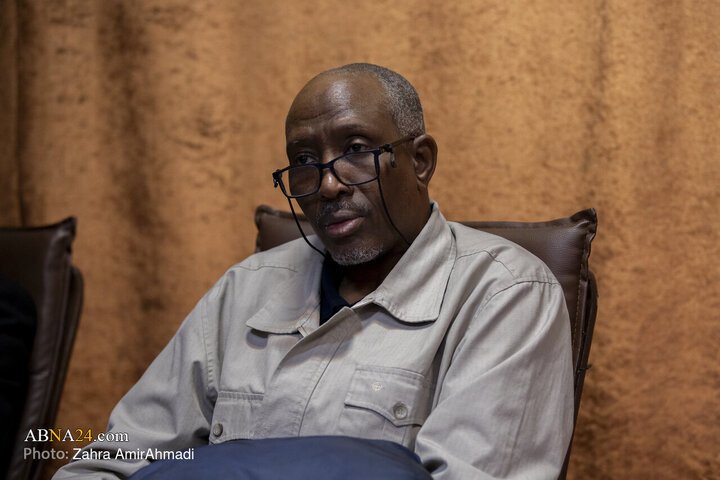 آیین رونمایی از کتاب «ماجرای زاریا»