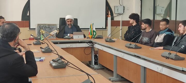 جهاد تبیین نیازمند شبکه‌سازی و بهره‌گیری از ظرفیت‌های انقلابی است