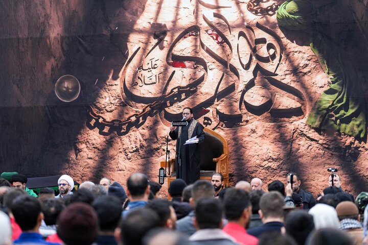 Informe fotográfico | Numerosa concurrencia en la ceremonia por el martirio del Imam Alí al-Hadi en el Santuario Al-Askari