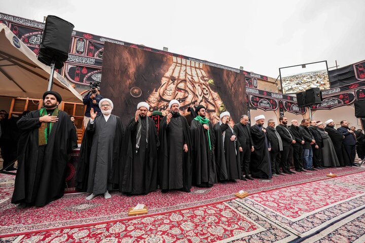 Informe fotográfico | Numerosa concurrencia en la ceremonia por el martirio del Imam Alí al-Hadi en el Santuario Al-Askari