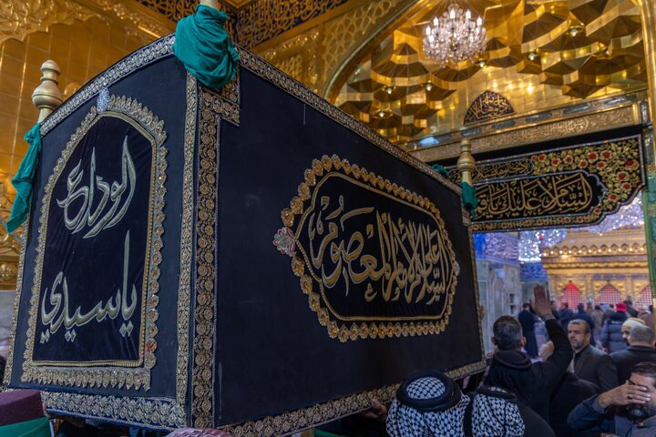 تقرير مصور/ تشييع النعش الرمزي للإمام الهادي (عليه السلام) عند العتبتين المقدستين في كربلاء