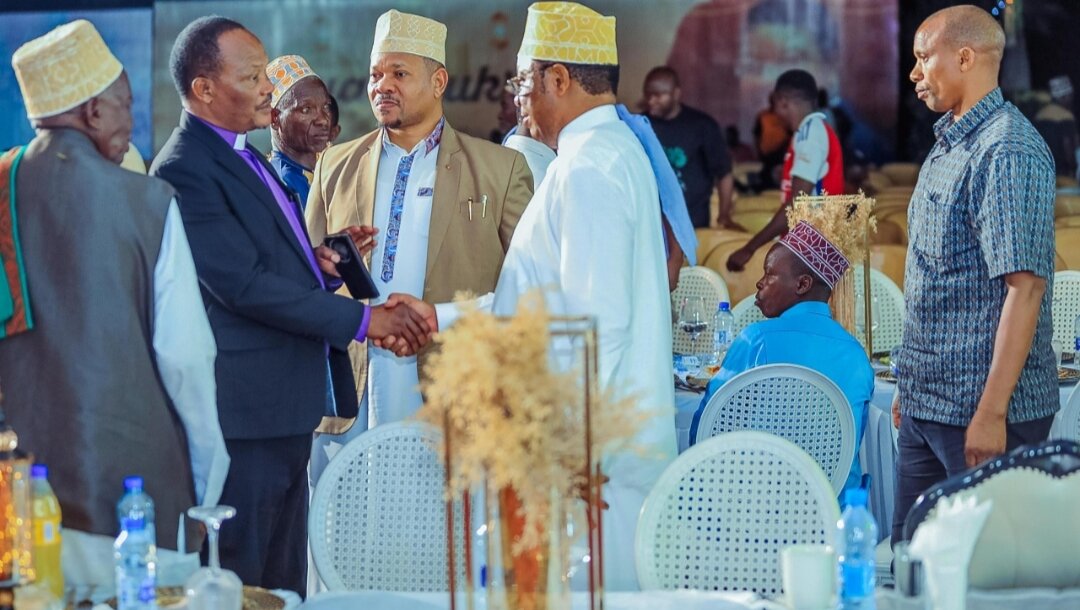 "Falsafa ya Amani na Haki" Kutoka Katika Mafunzo ya Sheikh Dkt.Alhad Mussa Salum - Mwenyekiti JMAT-TAIFA +Picha