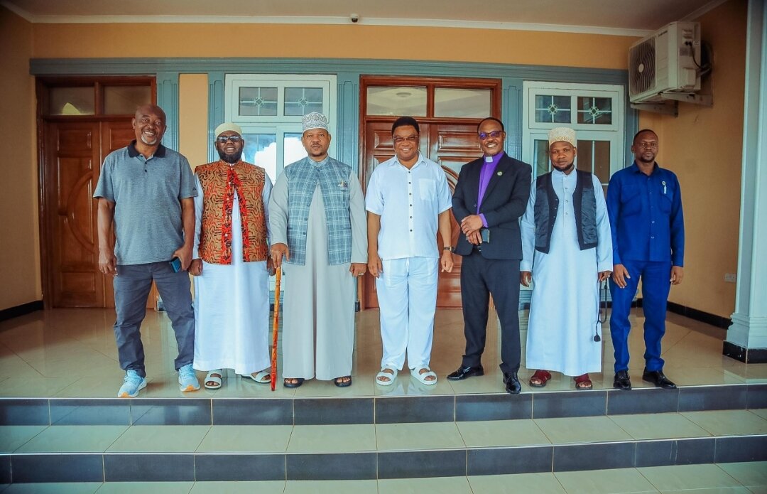 "Falsafa ya Amani na Haki" Kutoka Katika Mafunzo ya Sheikh Dkt.Alhad Mussa Salum - Mwenyekiti JMAT-TAIFA +Picha