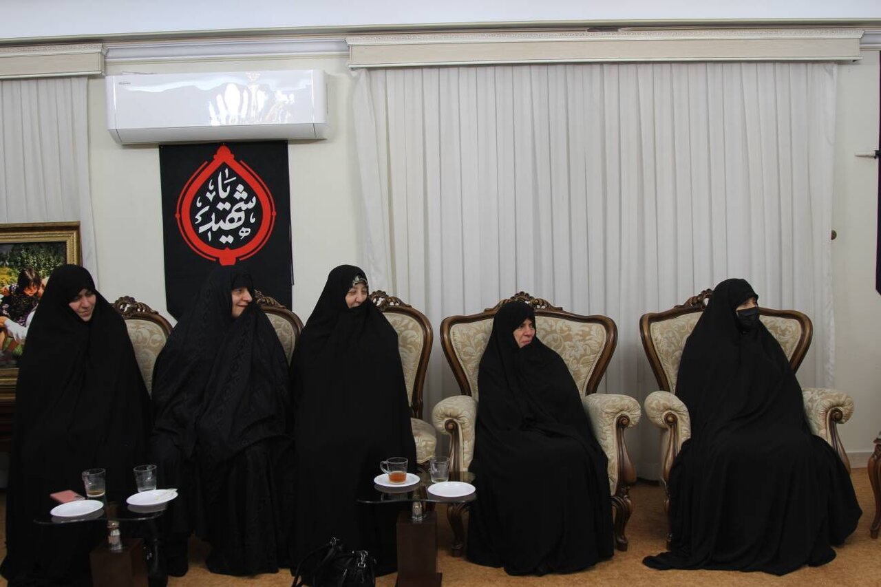 دیدار دبیرکل حزب مؤتلفه اسلامی با خانواده سردار سپهبد شهید سلامی