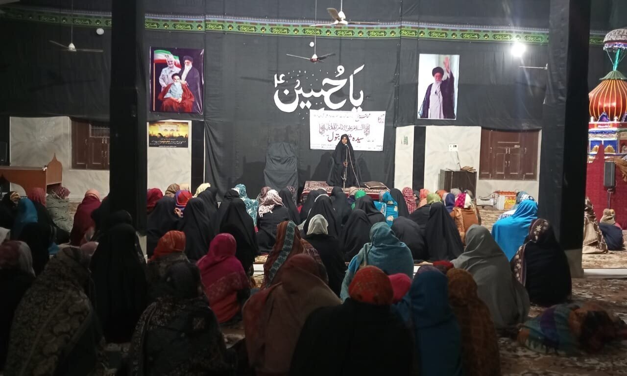 من الحجاب إلى المسؤولية الاجتماعية: إعادة النظر في حياة الإمام الهادي (عليه السلام) بين النساء الهنديات