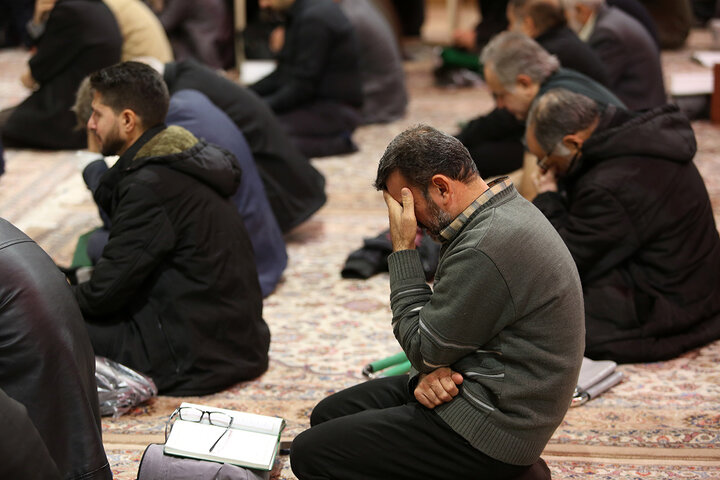 Photos: Reciting Ziyarat Jami‘a Kabira at Hazrat Masoumeh holy shrine