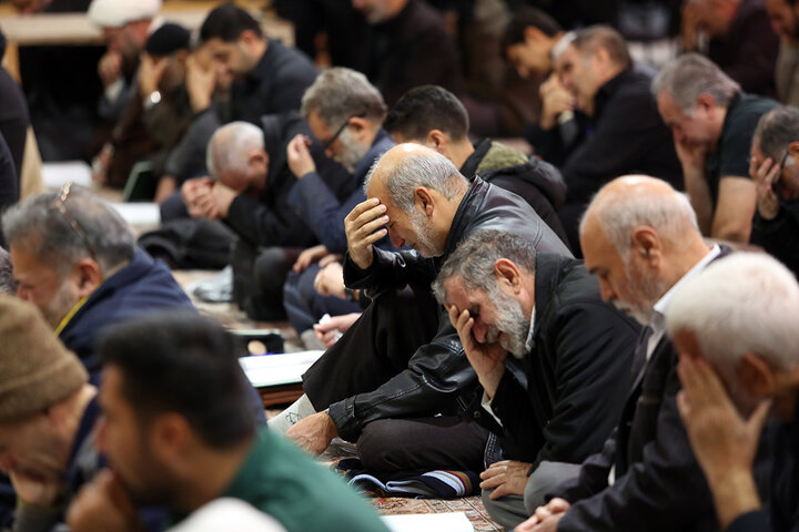 Photos: Reciting Ziyarat Jami‘a Kabira at Hazrat Masoumeh holy shrine