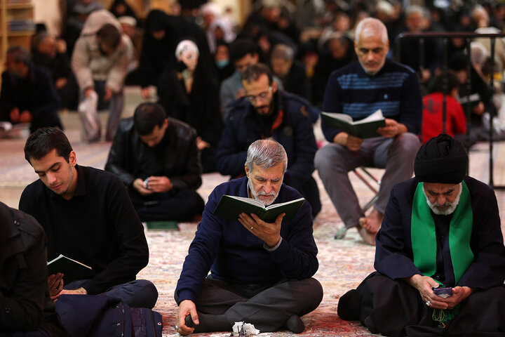 Photos: Reciting Ziyarat Jami‘a Kabira at Hazrat Masoumeh holy shrine