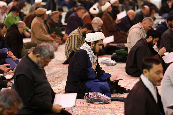 Photos: Reciting Ziyarat Jami‘a Kabira at Hazrat Masoumeh holy shrine