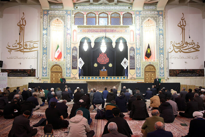 Photos: Reciting Ziyarat Jami‘a Kabira at Hazrat Masoumeh holy shrine