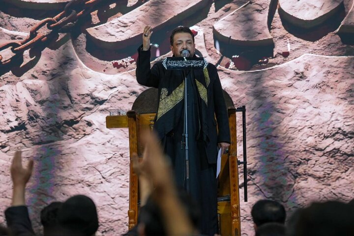 تقرير مصور/ مشاركة واسعة بذكرى استشهاد الإمام الهادي (ع) في حرم الإمامين العسكريين (ع) بسامراء