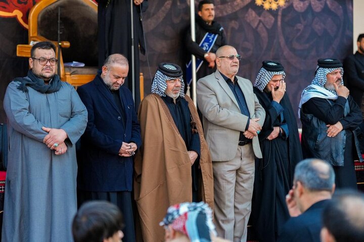 تقرير مصور/ مشاركة واسعة بذكرى استشهاد الإمام الهادي (ع) في حرم الإمامين العسكريين (ع) بسامراء