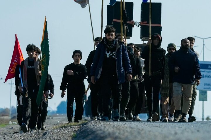 تقرير مصور/ إنطلاق "مشاية" من مختلف مناطق بالعراق نحو حرم الإمام الهادي(ع) بمناسبة شهادته