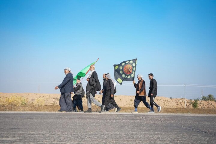 تقرير مصور/ إنطلاق "مشاية" من مختلف مناطق بالعراق نحو حرم الإمام الهادي(ع) بمناسبة شهادته