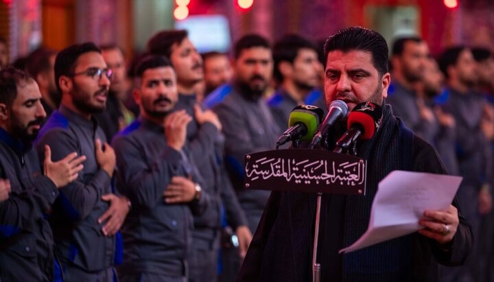 تقرير مصور/ إنطلاق موكب عزاء العتبتين الحسينية والعباسية بذكرى استشهاد الإمام الهادي(ع) بمدينة كربلاء