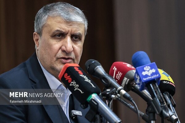 محەمەد ئیسلامی: کێشەی دوژمنان لەگەڵ ئێمە، بەهێز بوونمان لە بواری زانستیە