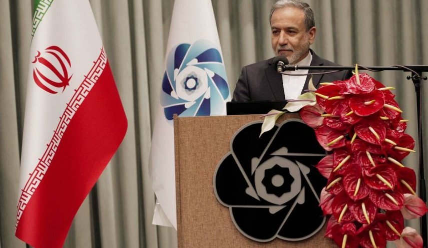 عراقچی: جنگ ۱۲ روزه با افتخار و عزت و پیروزی ایران پایان یافت  