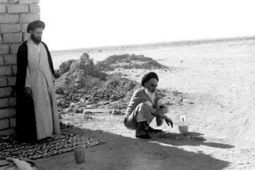 စံပြုရမည့် အေမာမ် ခိုမေနီ (ရ.ဟ) ၏  စိတ်ဓာတ် နှင့် အီမာန်