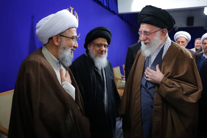 အာယာသွလ္လာဟ် ဆယက်ဒ် မိုဟမ္မဒ် ဟာဒီ မီလာနီ(ရ.ဟ) ၏ နှစ်ပတ်လည်နေ့ကို စီစဉ်သည့် ကော်မတီဝင်များ သည် ရဲဟ်ဗရ် အင်န်ကေလာဗ် အစ္စလာမ်မီ  နှင့် တွေ့ဆုံ ။ ။ Photos