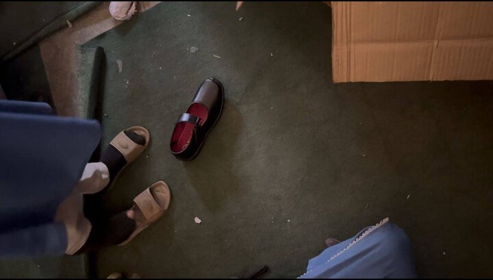 Informe fotográfico | ¿Quién es Hussain? Voluntarios entregan 60 pares de zapatos a estudiantes necesitados en Peshawar, Pakistán