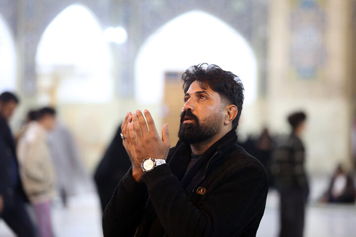 Photos: Special Program of Laylat al-Raghaib held at Hazrat Masoumeh holy shrine