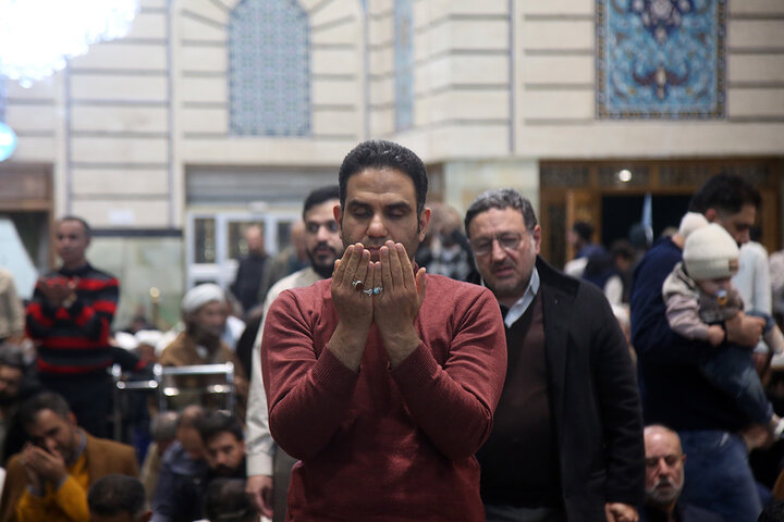 Photos: Special Program of Laylat al-Raghaib held at Hazrat Masoumeh holy shrine