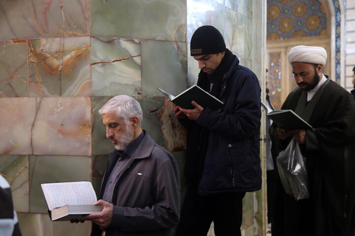 Informe fotográfico | Programa especial por Laylat al-Raghaib en el santuario sagrado de la Excelencia Fátima Masuma (la paz sea con ella)