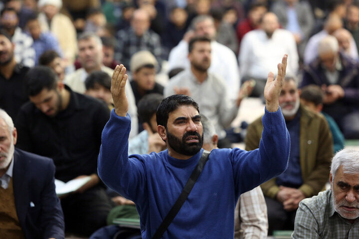 Informe fotográfico | Programa especial por Laylat al-Raghaib en el santuario sagrado de la Excelencia Fátima Masuma (la paz sea con ella)