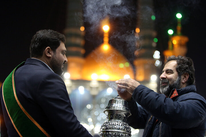 Informe fotográfico | Programa especial por Laylat al-Raghaib en el santuario sagrado de la Excelencia Fátima Masuma (la paz sea con ella)