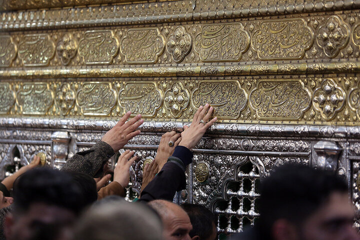 Informe fotográfico | Programa especial por Laylat al-Raghaib en el santuario sagrado de la Excelencia Fátima Masuma (la paz sea con ella)