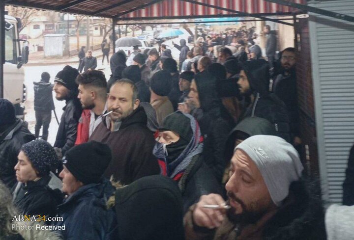 Informe fotográfico | Entierro de los mártires del ataque terrorista en la Mezquita Mayor del Imam Ali (la paz sea con él) en Siria