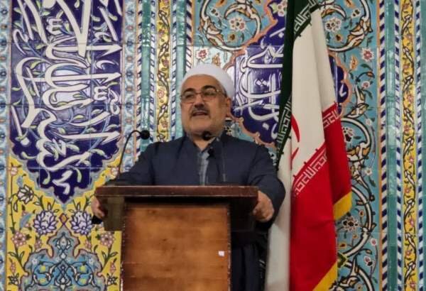 Sardasht Sunni Imam: Qur’an unites Shia and Sunni Muslims