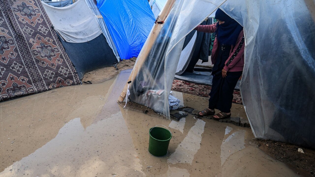 Tenda-Tenda Pengungsi di Gaza Terendam Banjir; Tragedi Kemanusiaan di Tengah Hujan Lebat