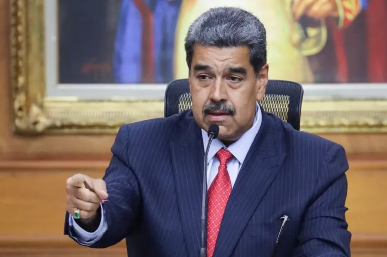 Maduro acusa a EE.UU. de crear una "realidad virtual" para saquear recursos de Venezuela y reitera su oferta de diálogo con Trump