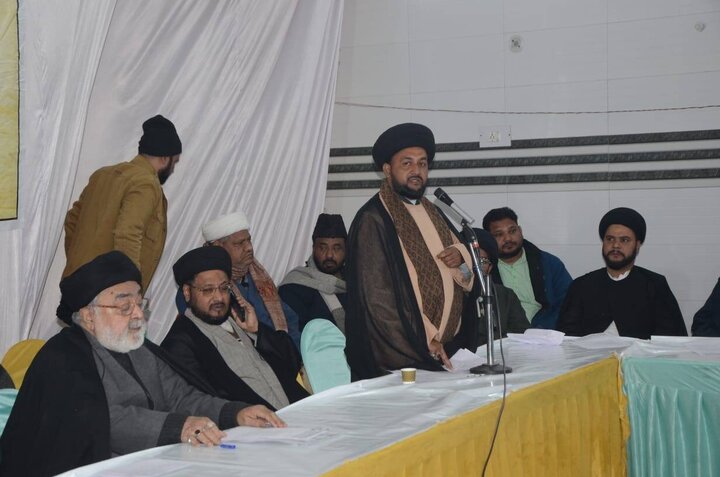 تقرير مصور/ مجلس الأحوال الشخصية الشيعي في الهند يعقد اجتماعا لمناقشة القضايا الدينية والاجتماعية والتنظيمية