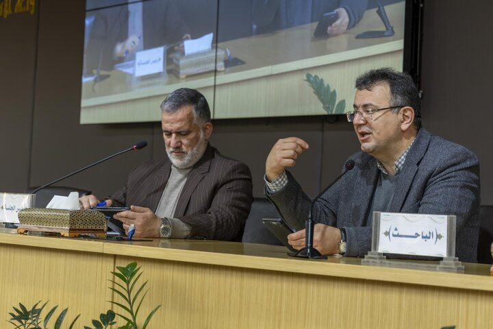 تقرير مصور/ إقامة جلسة بحثية عن حوزة كربلاء في القرن الثاني عشر الهجري