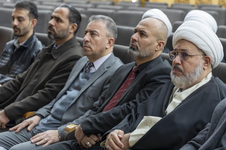 تقرير مصور/ إقامة جلسة بحثية عن حوزة كربلاء في القرن الثاني عشر الهجري