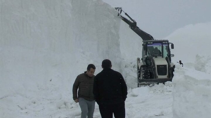 Li dewerên kurdnişîn ên Tirkiyê, Rêyên bi sedan gundan hatin girtin