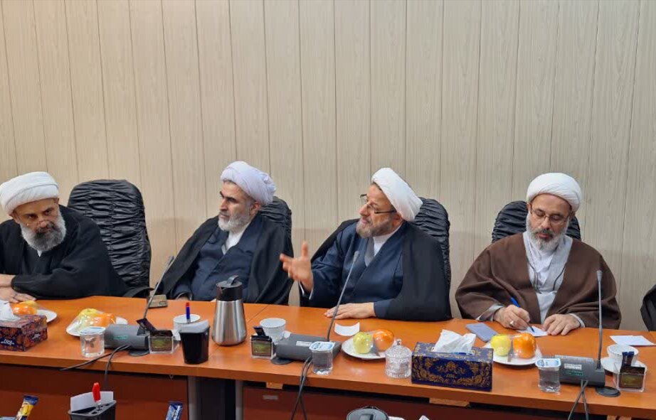 تأکید بر رعایت اصول اخلاقی و اسلامی در بهره‌برداری از هوش مصنوعی مولد در عرصه علمی 