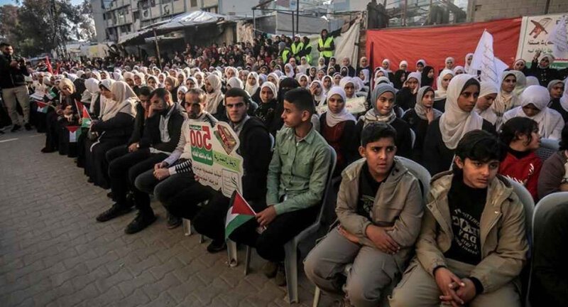 ধ্বংসস্তূপের মাঝেই ৫০০ ফিলিস্তিনি কুরআনের হাফেজ