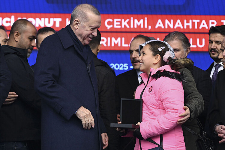 Erdogan li Hetayê:Tirk, Ereb, Kurd û Tirkmen yek netewe ne/Tirkiye berpirsiyarê Sûriyeyê û erdnîgariya çandî ya herêmê ye