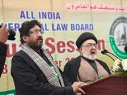 تصویری رپورٹ|  لکھنو میں آل انڈیا شیعہ پرسنل لا بورڈ نے منعقد کیا ایک اہم اجلاس