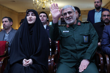 Mkutano wa Diplomasia na Muqawama katika Msingi wa Shule ya Haji Qasem SoleimanI