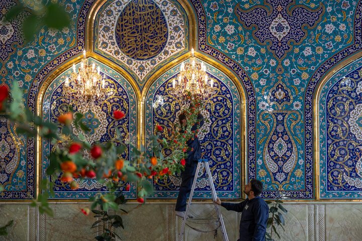 تقرير مصور/ نشر مظاهر الزينة والفرح ابتهاجًا بذكرى ولادة الإمام الجواد (ع) في مرقد أبي الفضل العباس (ع)