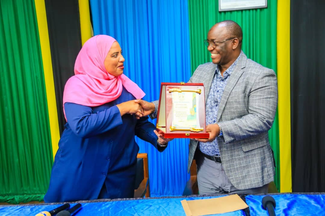 Viongozi wa Serikali na Jeshi la Polisi Jijini Mwanza Watunukiwa Tuzo za Amani Kupitia Kamati ya Maandalizi ya Maridhiano Day 2026