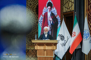 مدير الحوزات الدينية الإيرانية:
مهرجان الفنون السماوية يسلط الضوء على الإمكانات الهائلة لفنون الحوزات الدينية