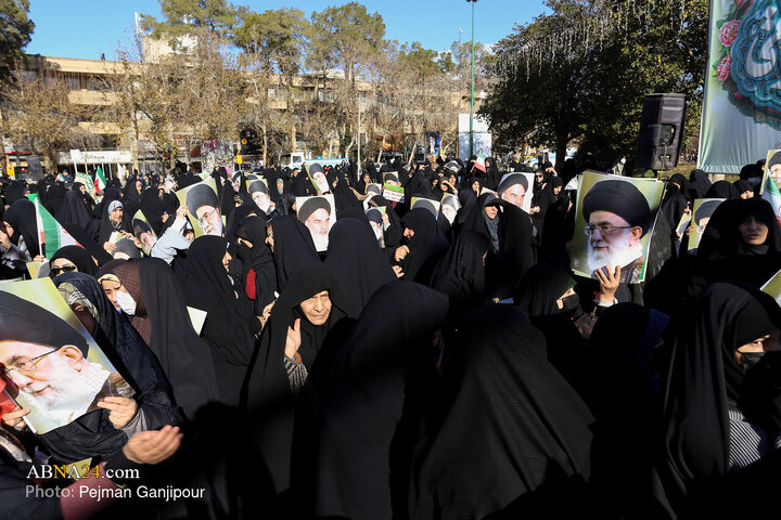 Foto / İsfahan’da 9 Dey Günü Anma Töreni
