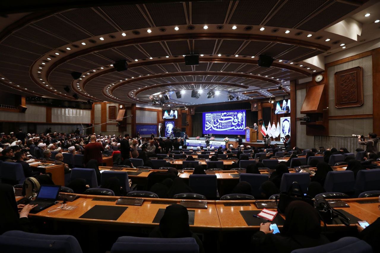 دبیرکل حزب‌الله لبنان: آیت‌الله مصباح یزدی نماد اندیشه اصیل، ولایت‌مداری و اولویت مقاومت در جهان اسلام